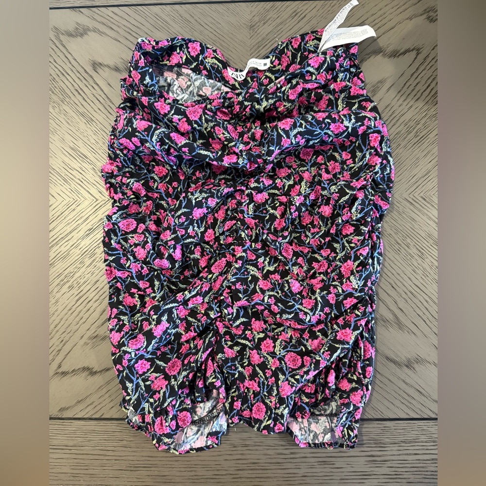 Zara Black and Pink Floral Mini Skirt